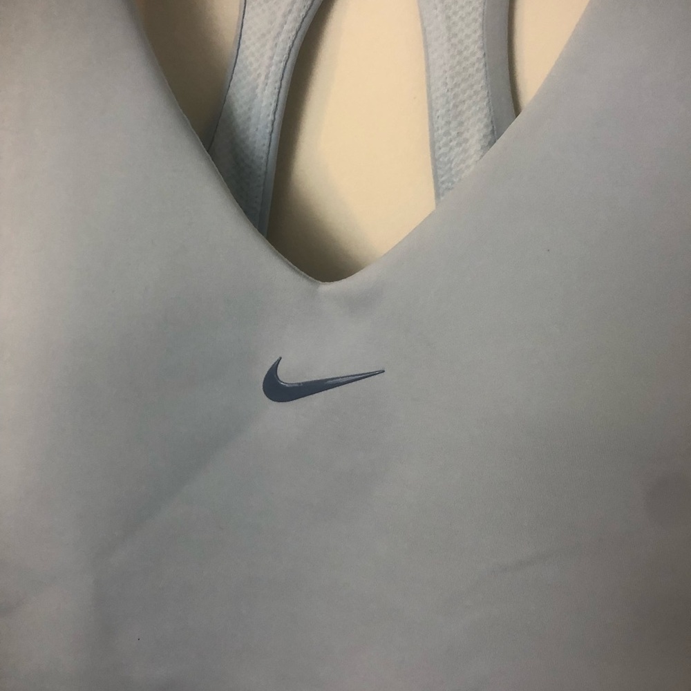 💙NWT Nike Universa Medium Support Sports Bra Padded Tank Blue Size Small💙 - Picture 4 of 4